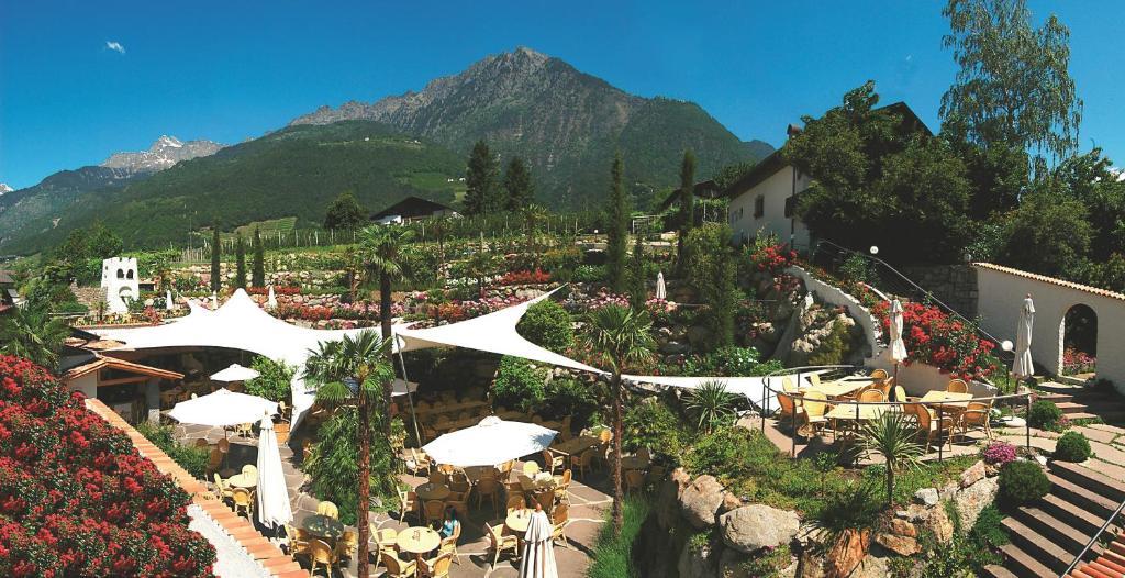Palmengarten Hotel Gstoer Lagundo Exterior photo